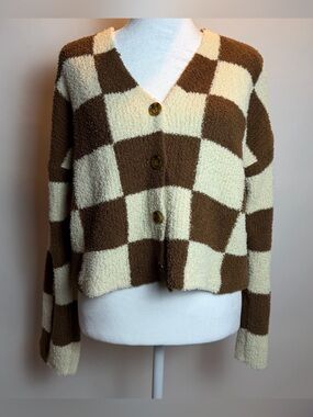 Miami for Francesca’s Cream and Brown Textured Bouclé Cropped Sweater